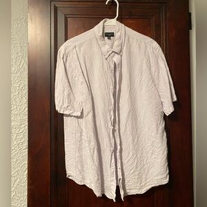 Club Monaco Slim Fit men’s short sleeve linen shirt. Size Large.